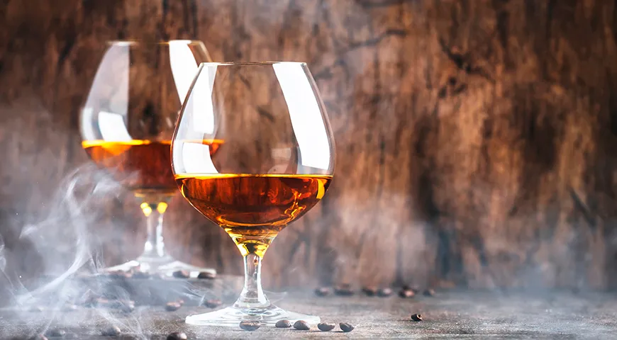 При умеренном потреблении (10–30 мл) арманьяк может оказывать расслабляющее действие благодаря сосудорасширяющему эффекту этанола