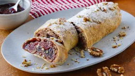 Рецепты с вишней и грецким орехом