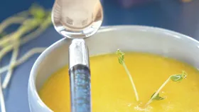 Чесночный крем-суп с шафраном