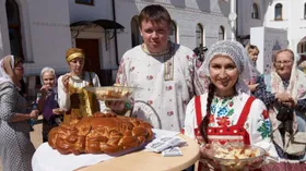 Знакомьтесь с русским гостеприимством на фестивале «Хлеб-да-Сольба»