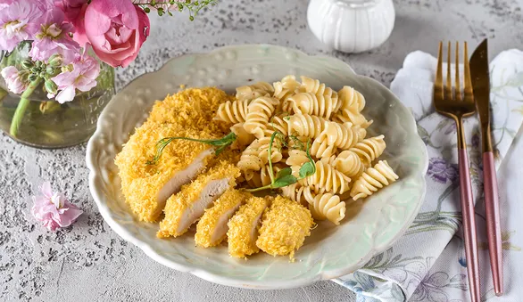 Куриные отбивные в панировочных сухарях в духовке