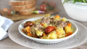 Чиамботта с мясными шариками