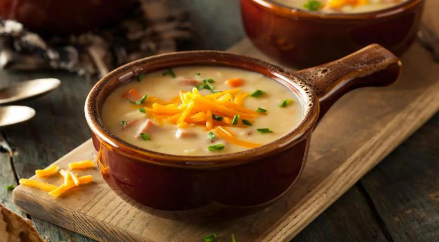 Суп с плавленым сырком и картофелем