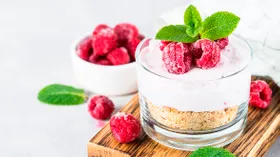 Как заморозить малину: 3 проверенных способа