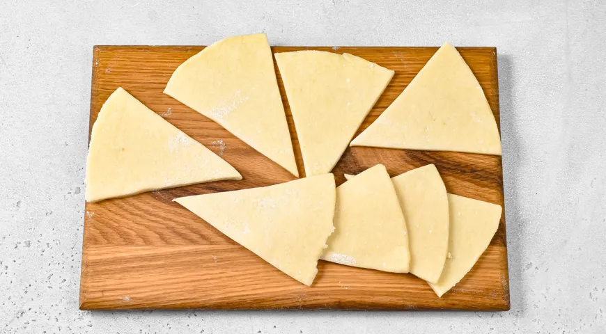 Творожные рогалики с яблоками