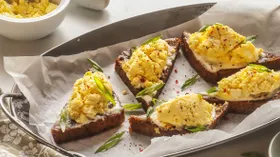 Гренки  с яйцом