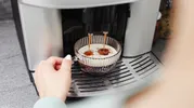Названы 5 ошибок при использовании кофемашины, которые портят вкус утреннего напитка