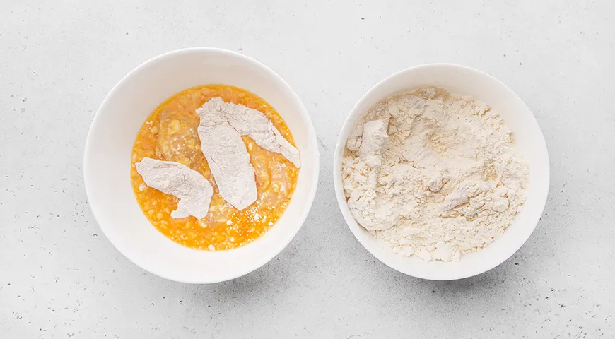 Куриное филе в панировке из сыра и кукурузных хлопьев в духовке