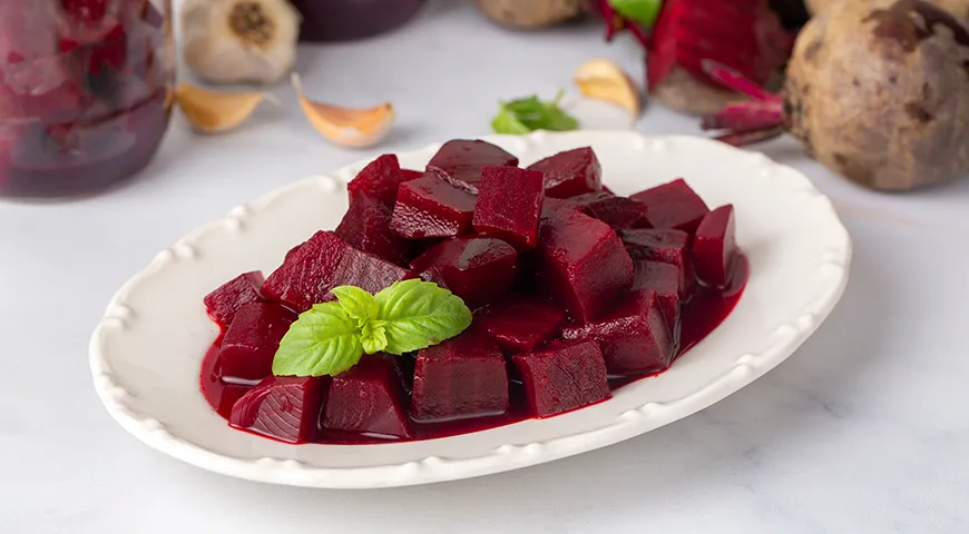 Маринованная молодая свекла