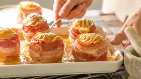 Рецепты с молочной продукцией, беконом и сыром полутвёрдым