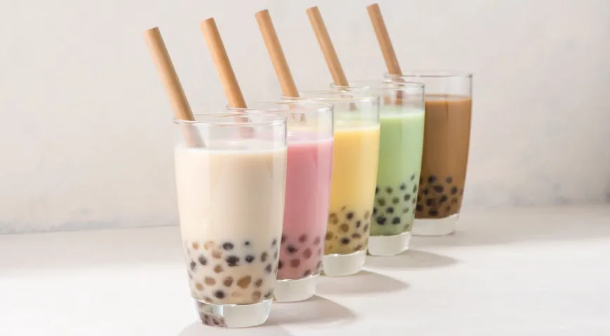 Разноцветный чай бабл ти с тапиокой