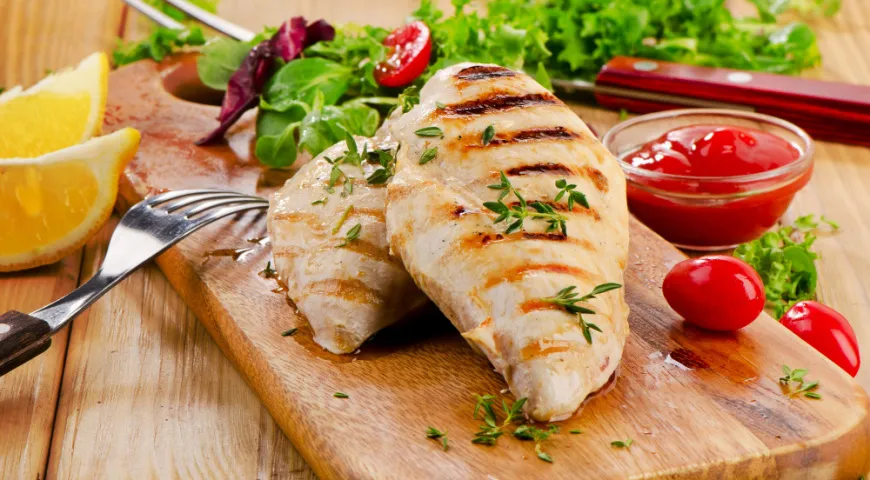 Курица богата витаминами группы B, фото Shutterstock 