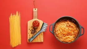 Как приготовить идеальный соус для пасты. Советы от 5 итальянских супершефов