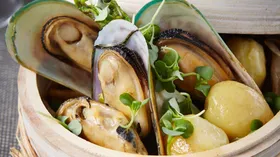 Рецепты с овощами, морепродуктами и вином белым