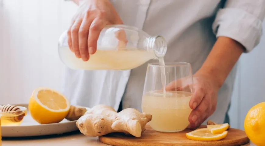 Напитки на основе корня имбиря облегчают симптомы ПМС