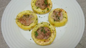 Жареные кабачки с куриным фаршем