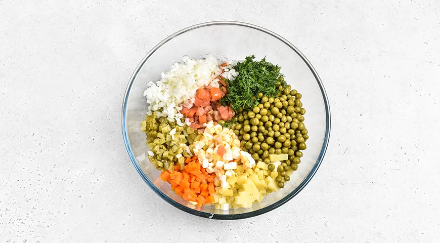 Оливье с красной рыбой