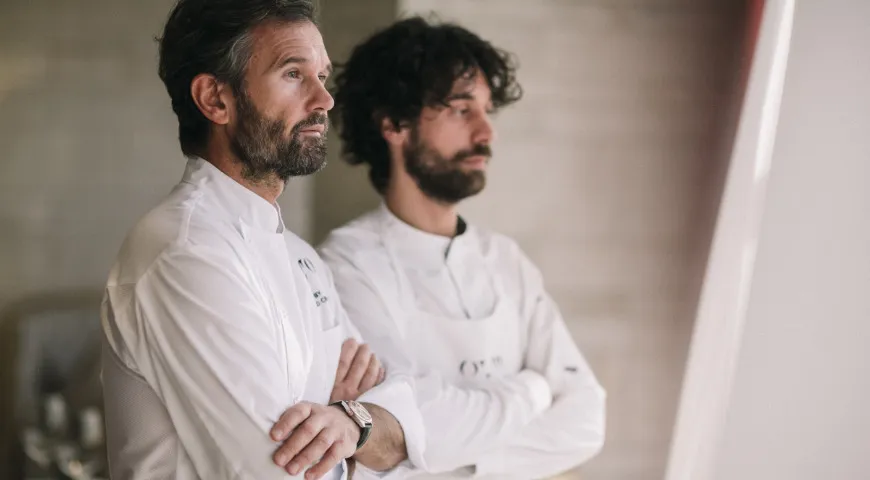 Эмануэле Полини, проработавший с Карло много лет бок о бок, стал шеф-поваром OVO by Carlo Cracco.