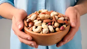 Зачем замачивать орехи перед употреблением и как это делать правильно