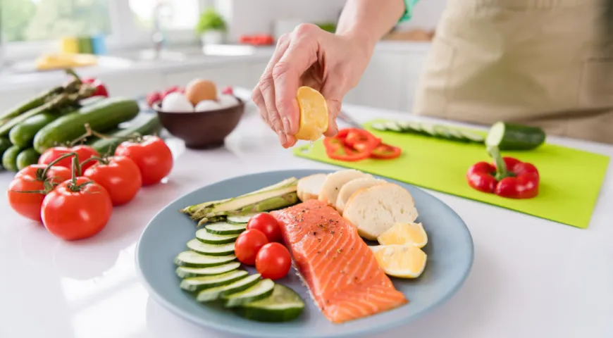 Если генетика показывает у вас низкое содержание жирной кислоты омега-3, то вам могут рекомендовать диету с более высоким содержанием рыбы