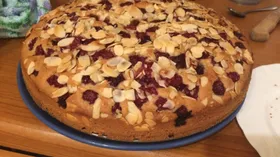 Рецепты с мукой, вишней и миндалём