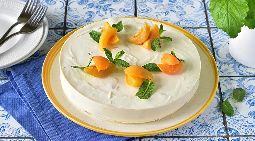 Сметанный торт без выпечки с фруктами - пошаговый рецепт с фото на internat-mednogorsk.ru