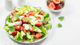 Огурец и клубника несочетаемы? Новый тренд доказывает обратное!