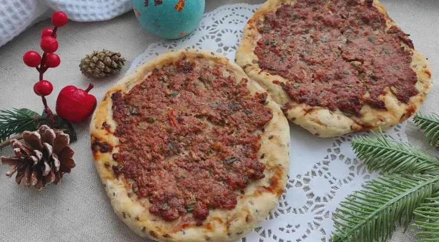Армянская пицца (Ламаджо) - рецепт с фото, рецепт приготовления в домашних условиях