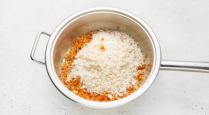 Куриное филе с рисом (на сковороде)