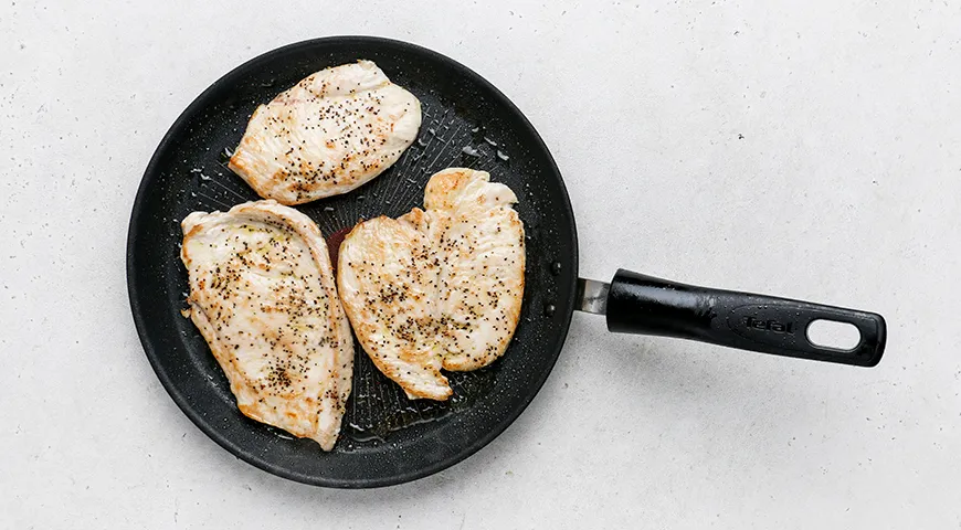 Брускетта Цезарь с курицей