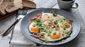 Рецепты с молочной продукцией, твёрдыми сырами и колбасой