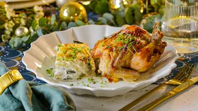 Цыплята-корнишоны с грибным гратеном в духовке