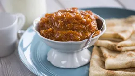 Рецепты на масленицу с соусами и фруктами