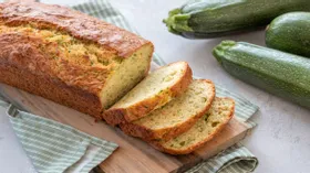 День кабачкового хлеба: как овощ стал основой для популярного диетического продукта