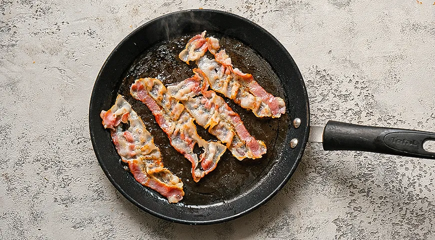 Скаффины с беконом, сыром и джемом