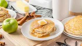 Панкейки с яблоками