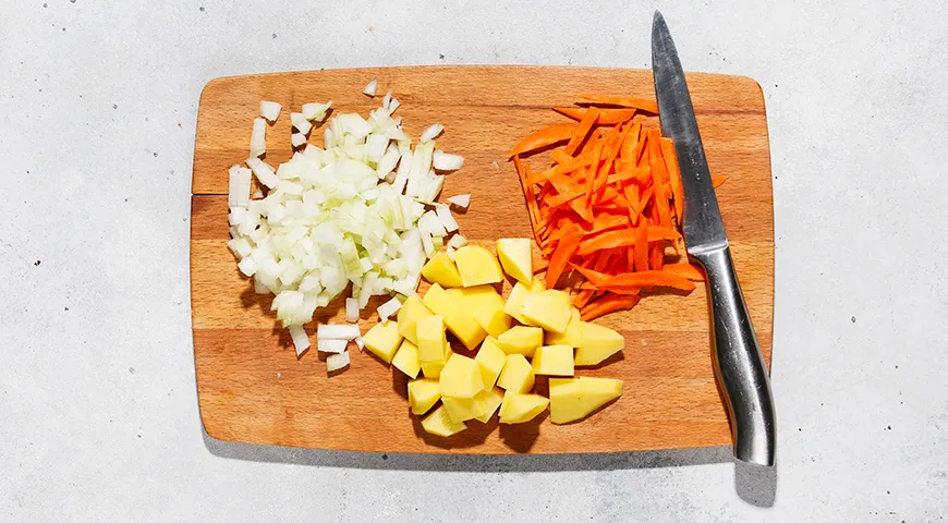 Суп с красной чечевицей и говядиной