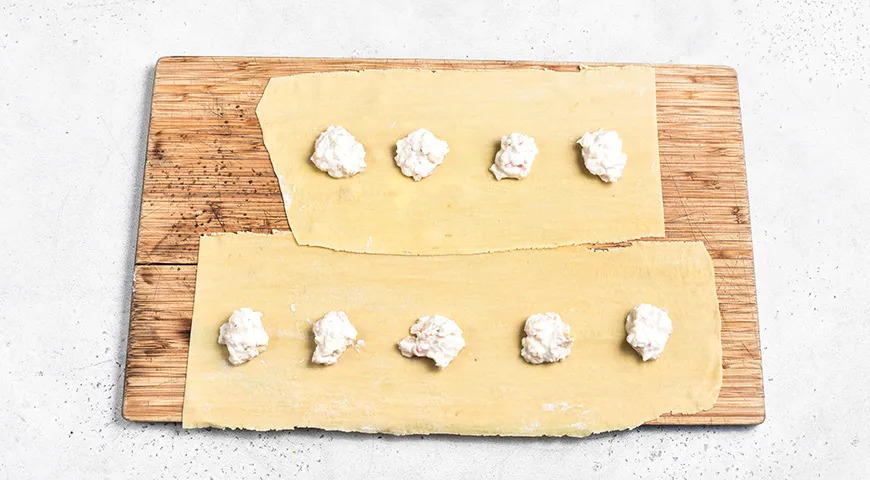 Равиоли с креветками и песто