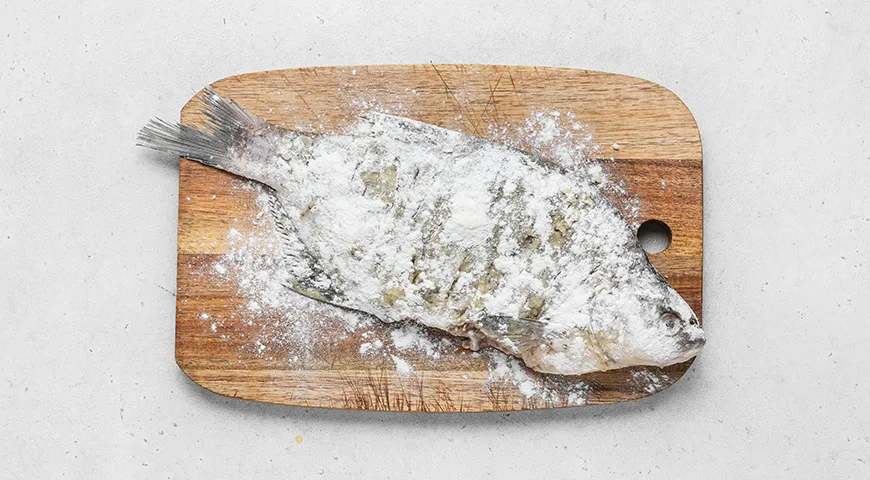Жареный лещ с хрустящей корочкой