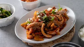 Кальмар с овощами по-корейски