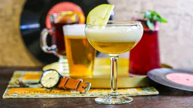 Рецепты с яблоком и соусами