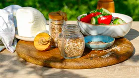 Адыгейская соль с чесноком