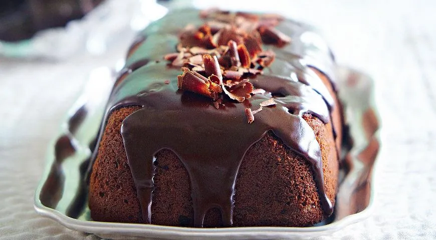 Медово-шоколадный пирог с пряностями