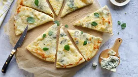 Пицца 4 сыра в домашних условиях