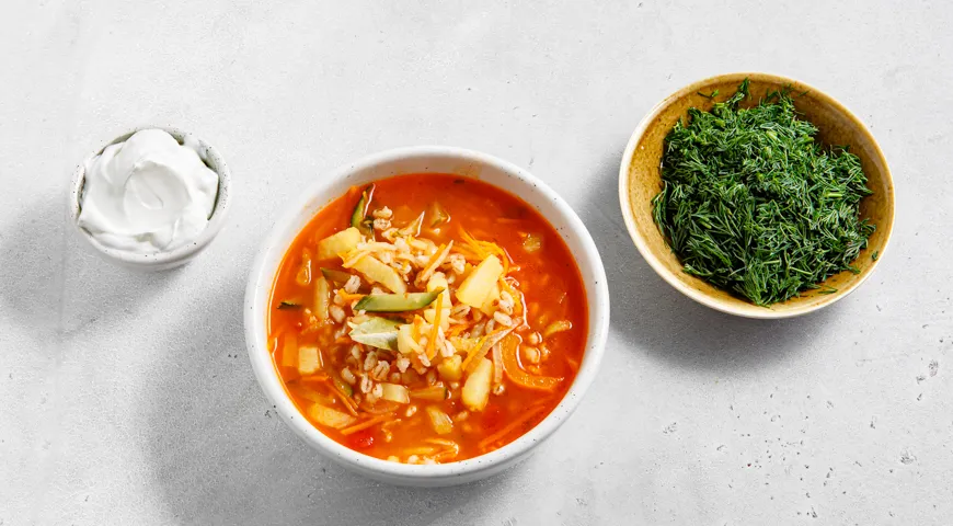 Рассольник из свежих огурцов с перловкой