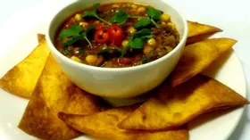 Мексиканский суп "Чили Кон-Карне"