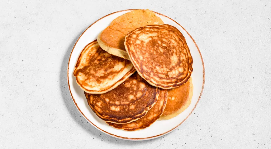 Банановые панкейки с шоколадом внутри