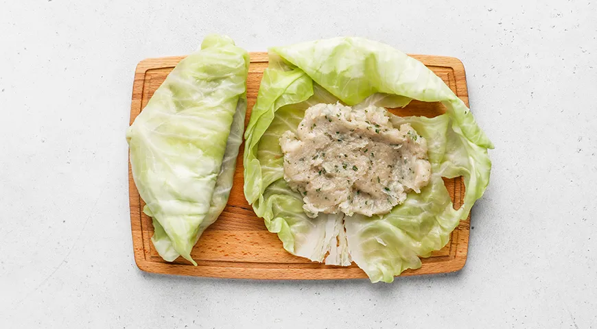 Чебуреки из капусты с куриным фаршем