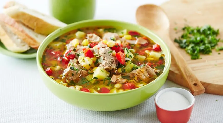 Суп из консервированного тунца с овощами