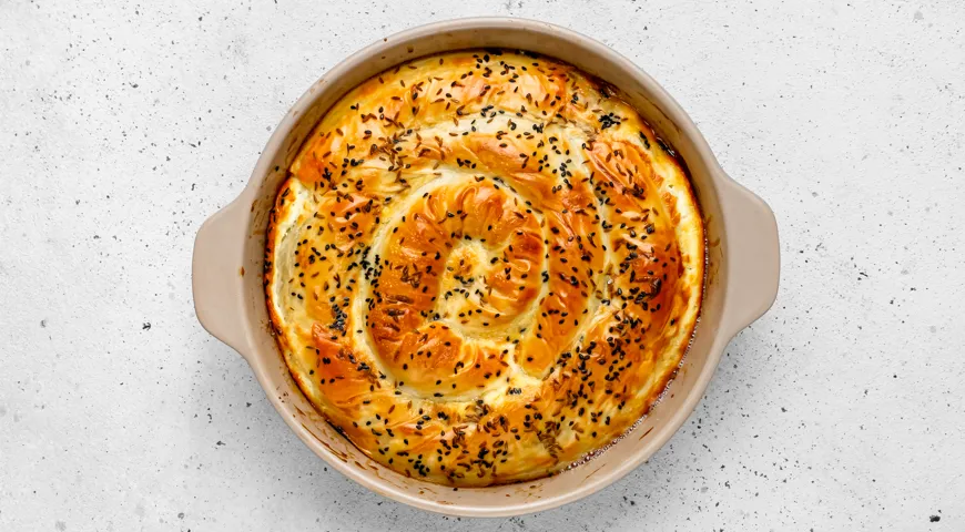 Турецкий бурек с мясом